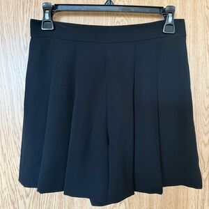 Alice + Olivia Classic Black Skort